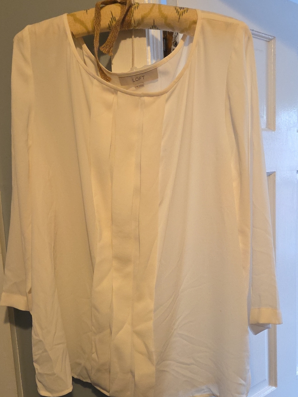 LOFT Cream Pleat-Front Women's Blouse